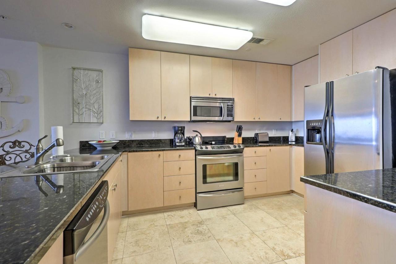 Lavish Beachfront Biloxi Condo With Pvt Patio And Pool! מראה חיצוני תמונה